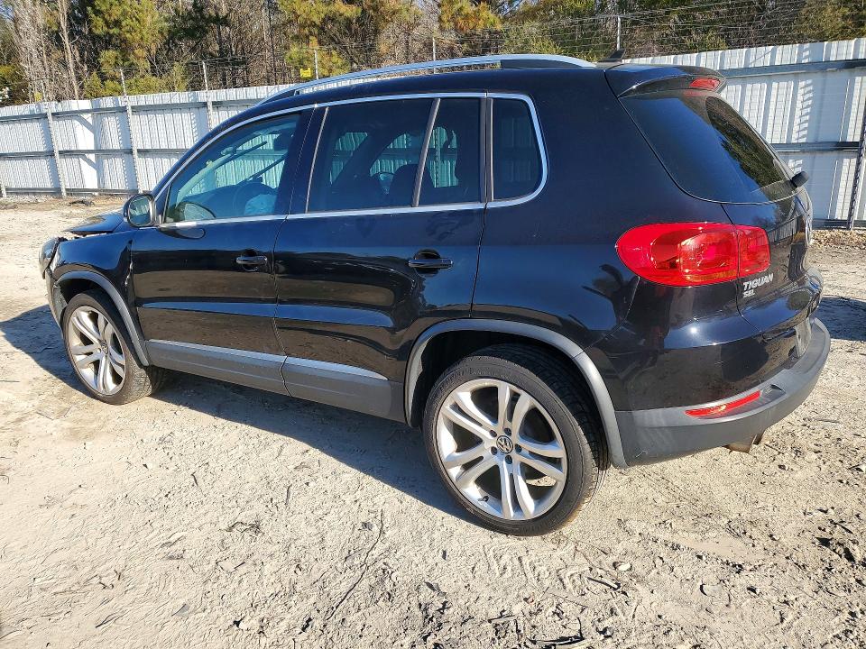 2016 Volkswagen Tiguan მანქანა იყიდება აუქციონზე, vin: WVGAV7AXXGW587028, აუქციონის ნომერი: 46686506