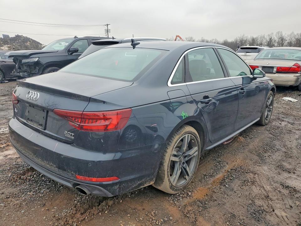 Продажа на аукционе авто 2018 Audi A4, vin: WAUENAF46JA232330, номер лота: 41659116