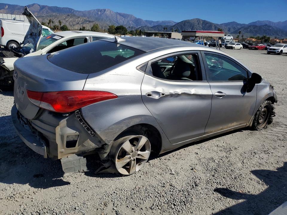 Aukcja sprzedaży 2013 Hyundai Elantra, vin: KMHDH4AE1DU940331, numer aukcji: 45855346