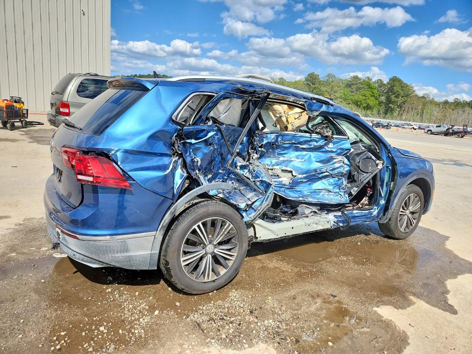 Продажа на аукционе авто 2019 Volkswagen Tiguan, vin: 3VV3B7AX0KM102427, номер лота: 47993716
