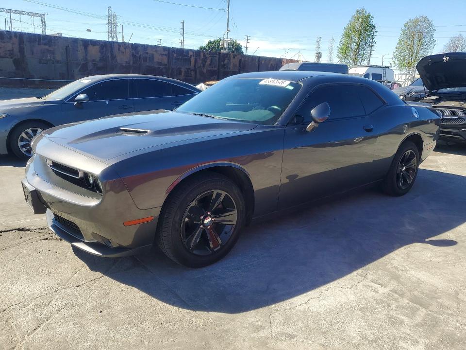 45882646 :رقم المزاد ، 2C3CDZAG4JH306105 vin ، 2018 Dodge Challenger مزاد بيع