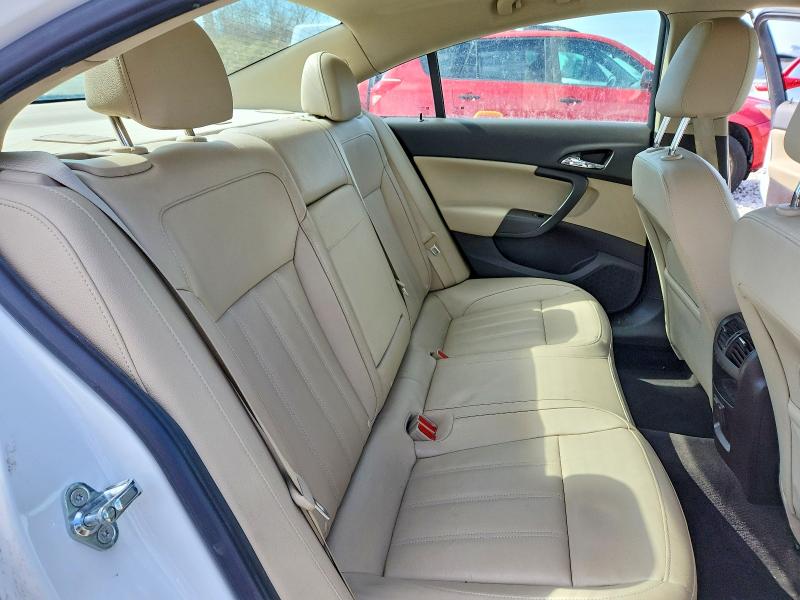 46493586 :رقم المزاد ، W04GR5EC6B1012634 vin ، 2011 Buick Regal مزاد بيع