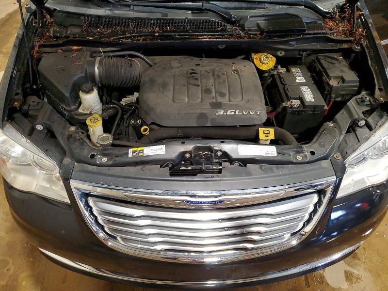 2016 Chrysler Town & Country მანქანა იყიდება აუქციონზე, vin: 2C4RC1CG0GR303082, აუქციონის ნომერი: 45539256
