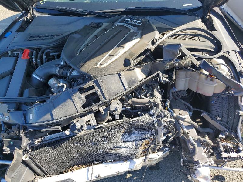 77153395 :رقم المزاد ، WAU32AFD3FN022655 vin ، 2015 Audi A8 مزاد بيع