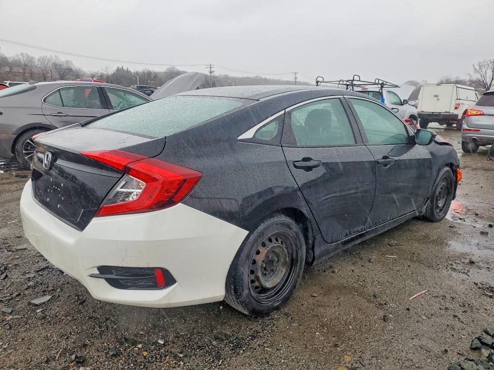 Продаж на аукціоні авто 2018 Honda Civic, vin: 2HGFC2F54JH575524, номер лоту: 45575886