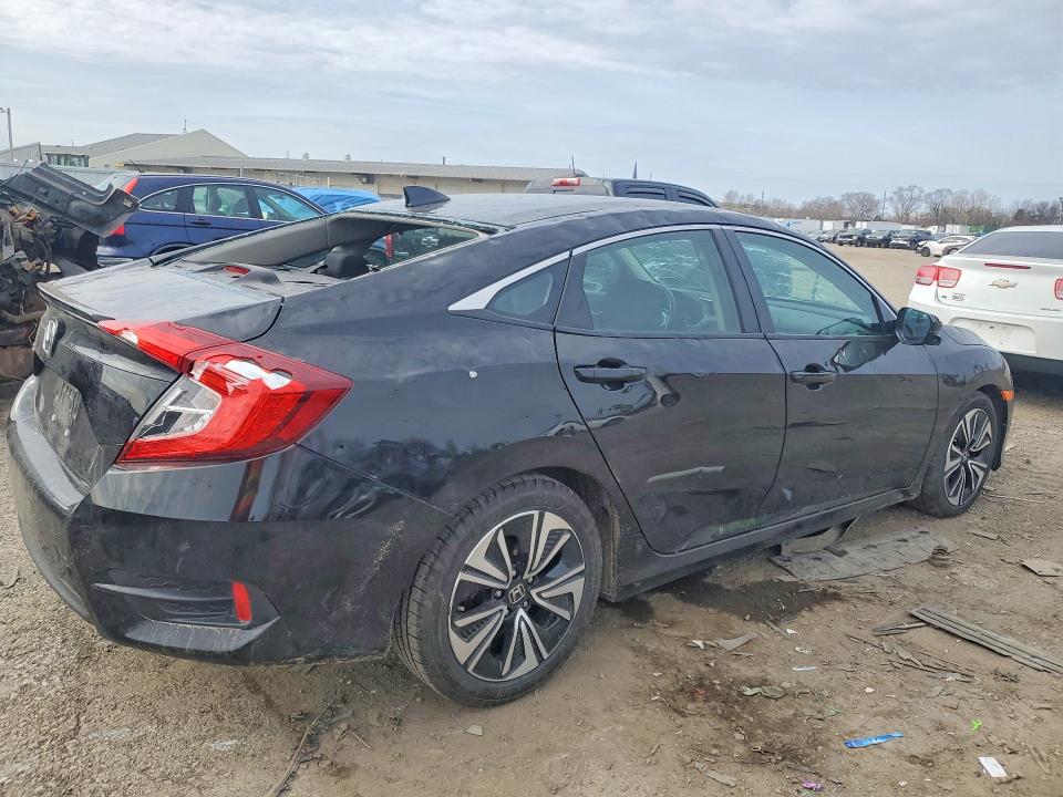 2018 Honda Civic მანქანა იყიდება აუქციონზე, vin: 19XFC1F39JE001021, აუქციონის ნომერი: 46895596