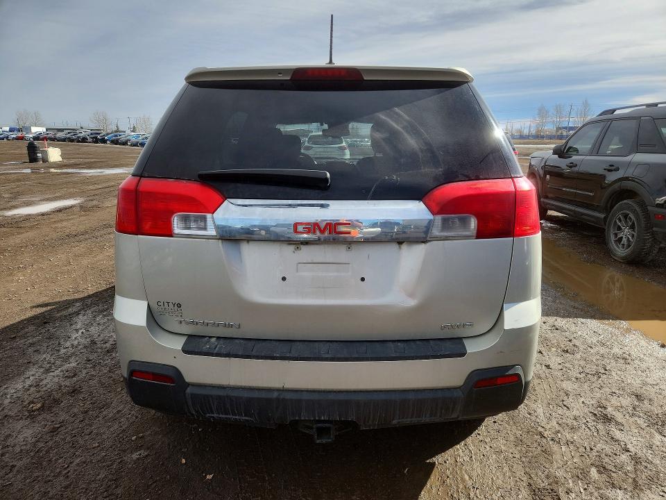46663166 :رقم المزاد ، 2GKFLVEKXF6307446 vin ، 2015 Gmc Terrain مزاد بيع