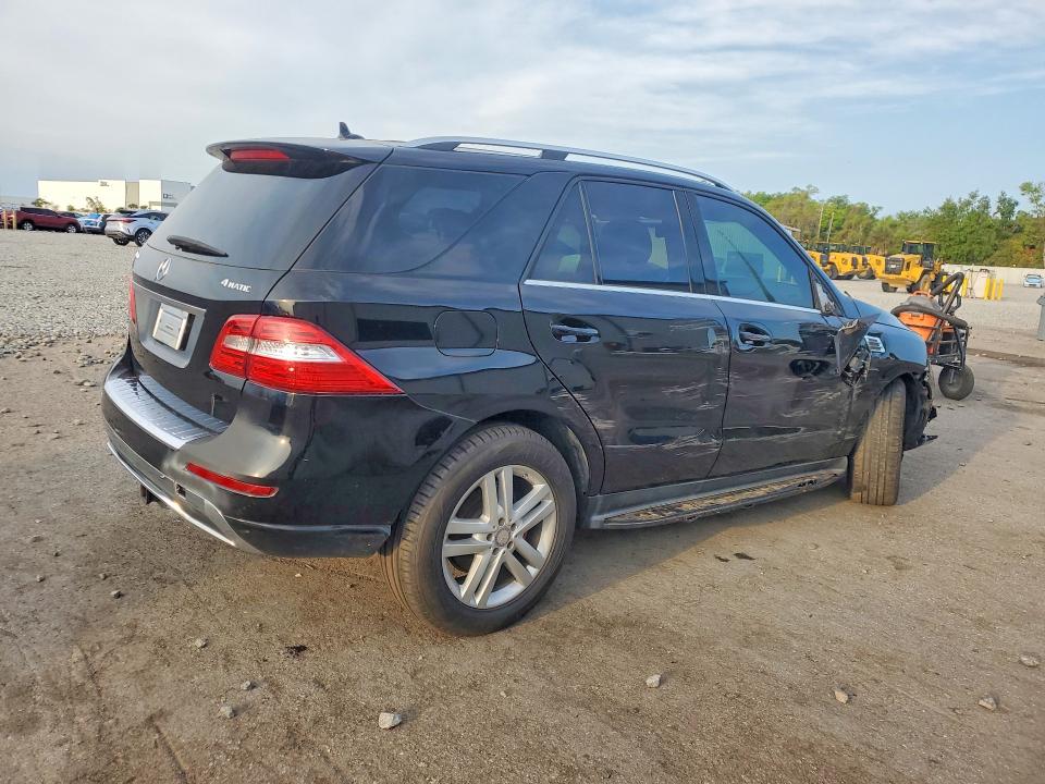 Продажа на аукционе авто 2014 Mercedes-benz Ml, vin: 4JGDA5HB9EA288616, номер лота: 45914176