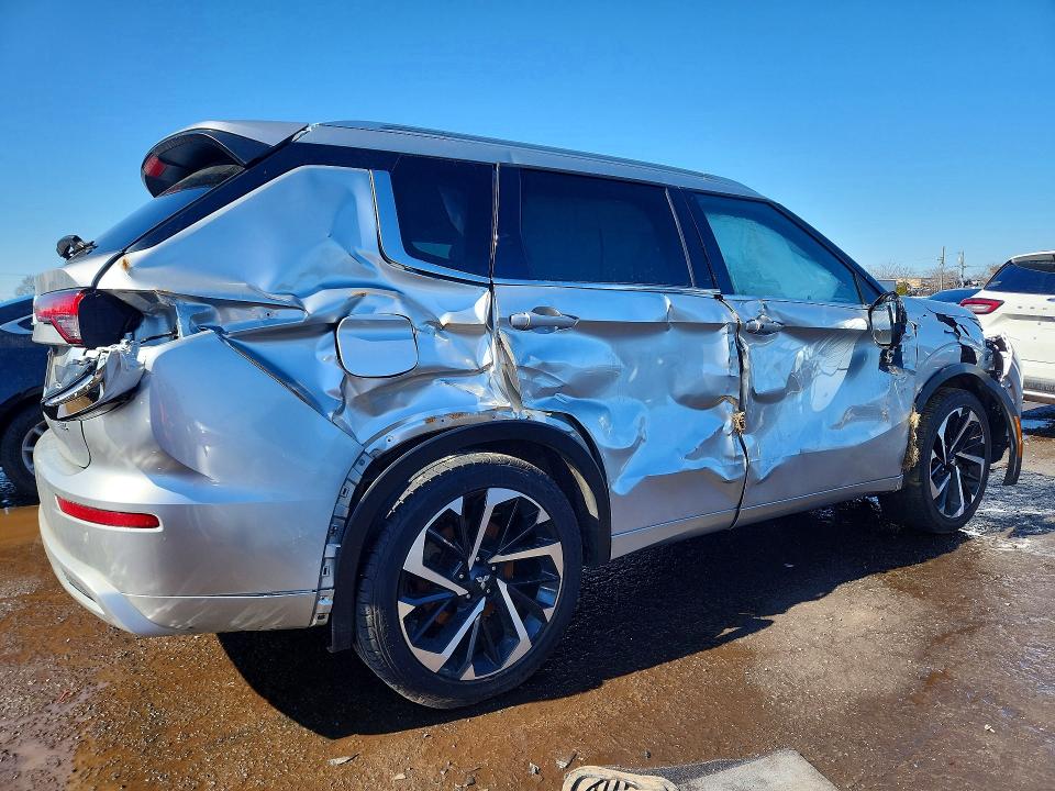 Продаж на аукціоні авто 2022 Mitsubishi Outlander, vin: JA4J4VA82NZ007832, номер лоту: 79599335