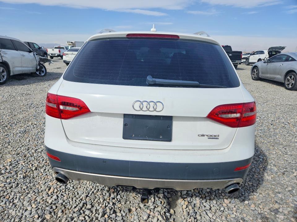 2013 Audi A4 Allroad მანქანა იყიდება აუქციონზე, vin: WA1UFAFL1DA187038, აუქციონის ნომერი: 45999866