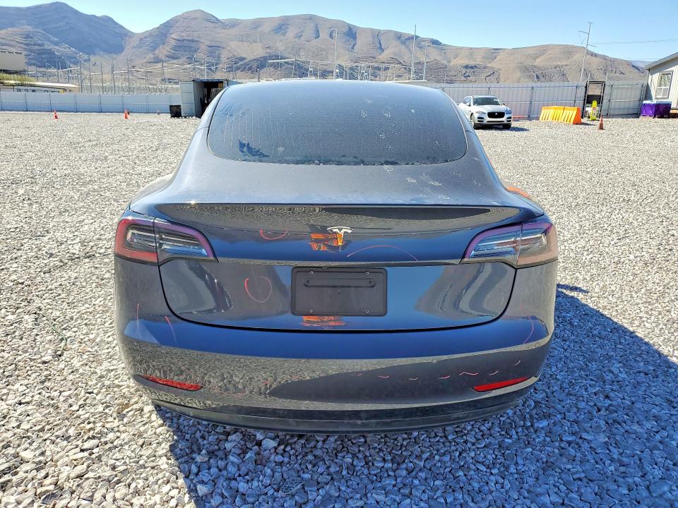 2020 Tesla Model 3 მანქანა იყიდება აუქციონზე, vin: 5YJ3E1EA0LF806156, აუქციონის ნომერი: 46137966