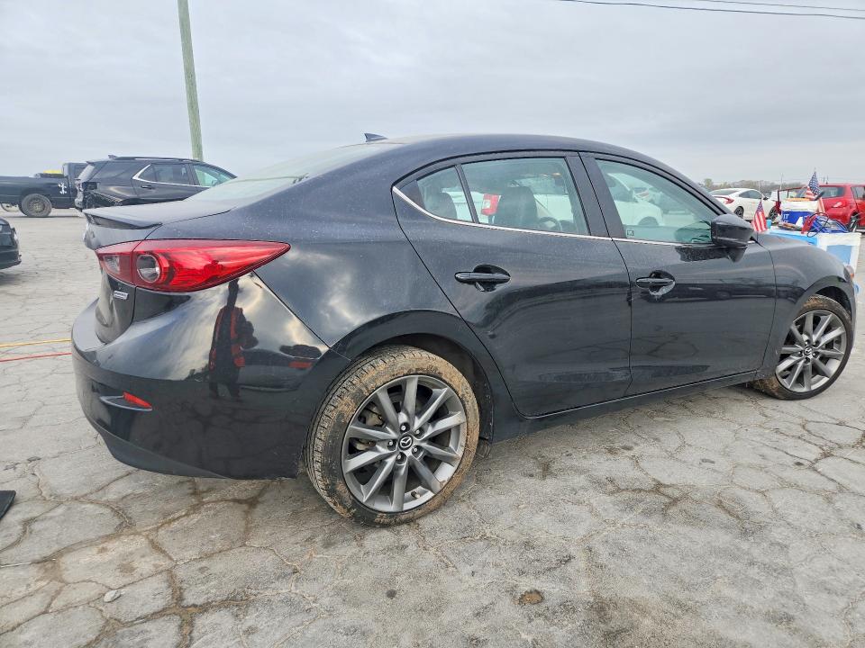 Aukcja sprzedaży 2018 Mazda 3, vin: JM1BN1V34J1159201, numer aukcji: 47737896