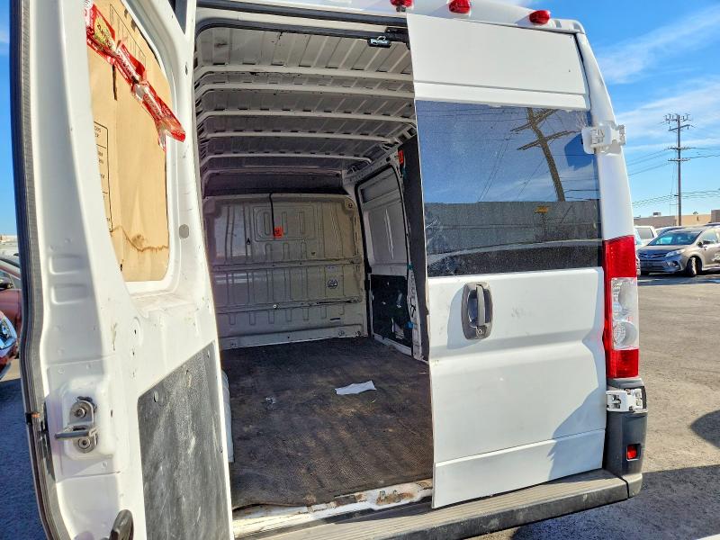 45999196 :رقم المزاد ، 3C6TRVDG7HE548479 vin ، 2017 Ram Promaster 2500 مزاد بيع