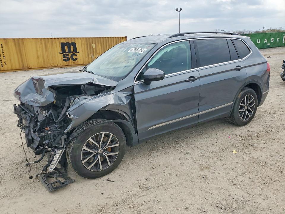 47861656 :رقم المزاد ، 3VV2B7AX5JM199926 vin ، 2018 Volkswagen Tiguan مزاد بيع