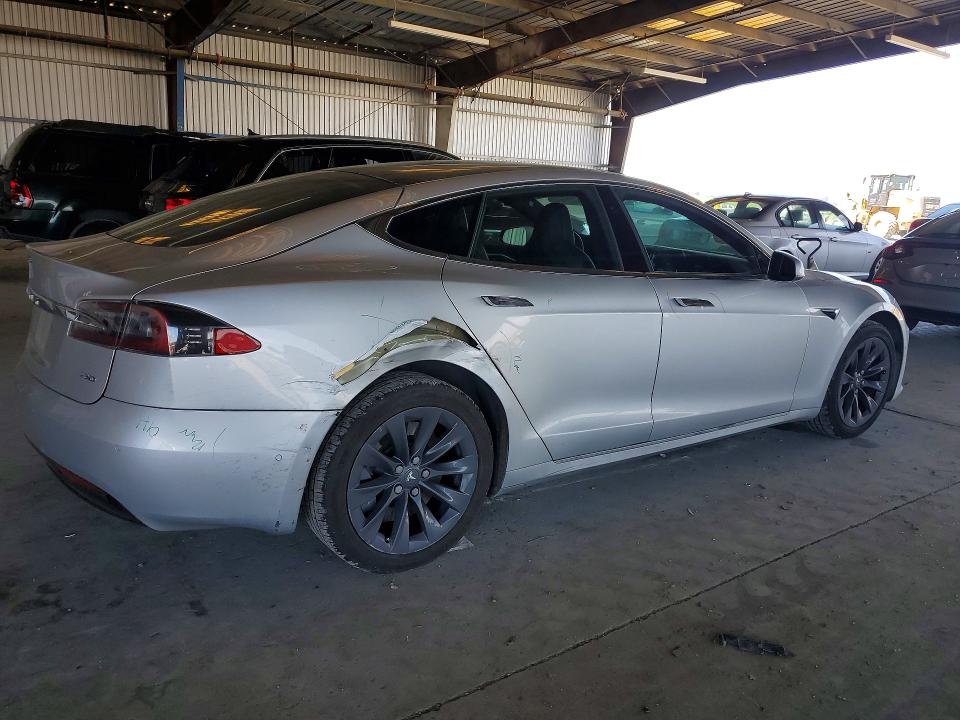 41836286 :رقم المزاد ، 5YJSA1E25HF230619 vin ، 2017 Tesla Model S مزاد بيع
