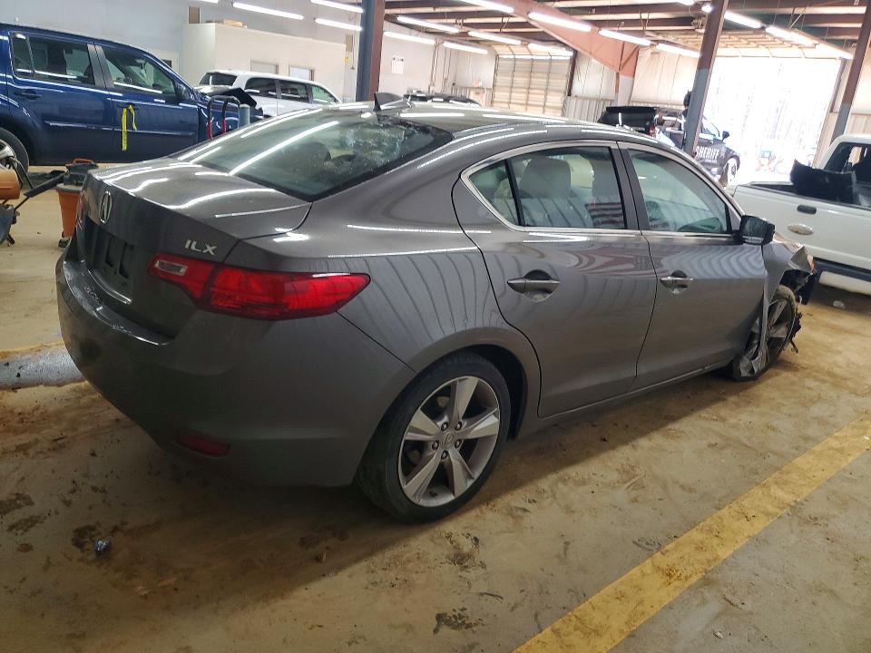 47116496 :رقم المزاد ، 19VDE1F77DE011631 vin ، 2013 Acura Ilx مزاد بيع