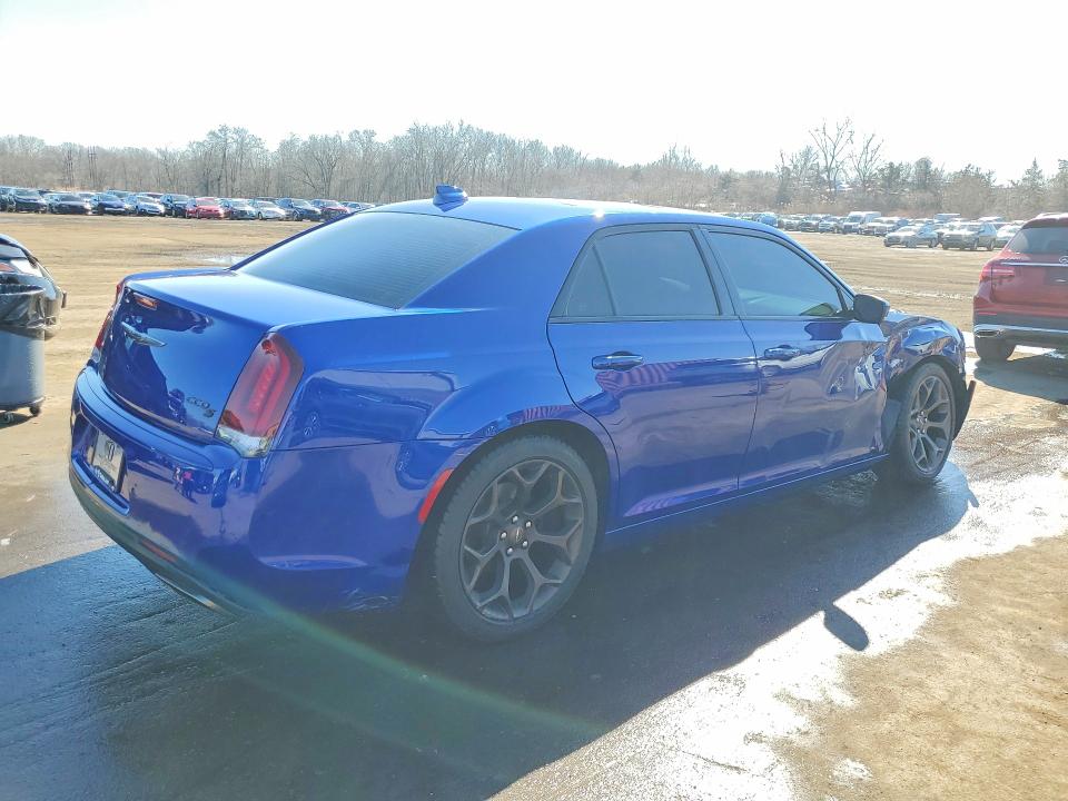 Продаж на аукціоні авто 2019 Chrysler 300, vin: 2C3CCABG4KH733224, номер лоту: 79958415