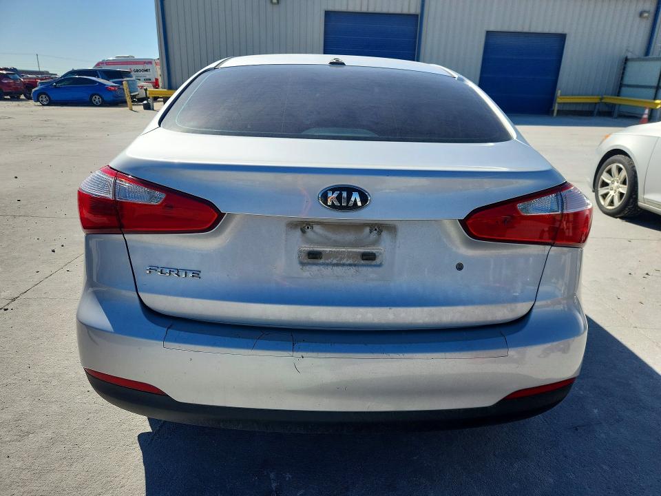 Продажа на аукционе авто 2015 Kia Forte, vin: KNAFK4A68F5427756, номер лота: 79718675