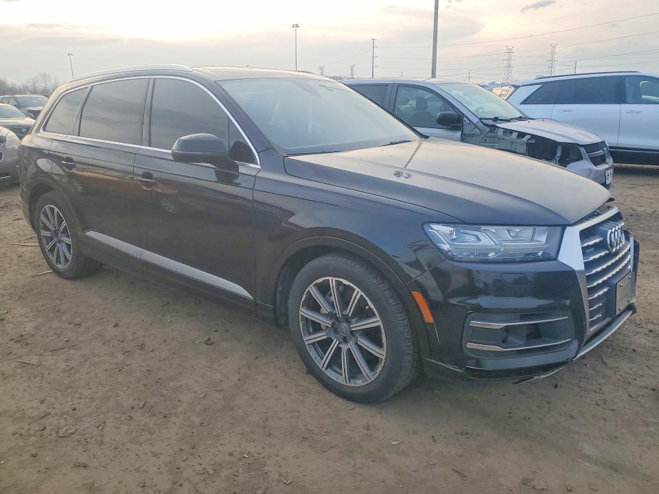 Продаж на аукціоні авто 2017 Audi Q7, vin: WA1VAAF75HD025827, номер лоту: 47557346