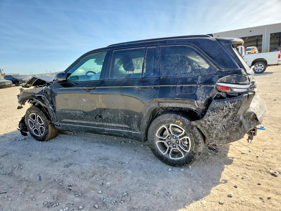 2022 Jeep Grand Cherokee მანქანა იყიდება აუქციონზე, vin: 1C4RJYC6XN8716142, აუქციონის ნომერი: 46867996
