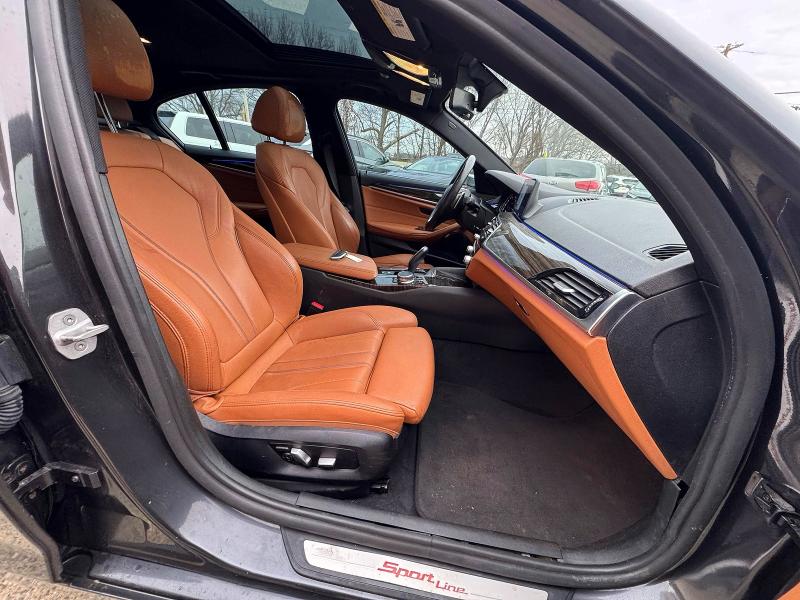 47402546 :رقم المزاد ، WBAJA7C5XJWA73151 vin ، 2018 Bmw 530 مزاد بيع