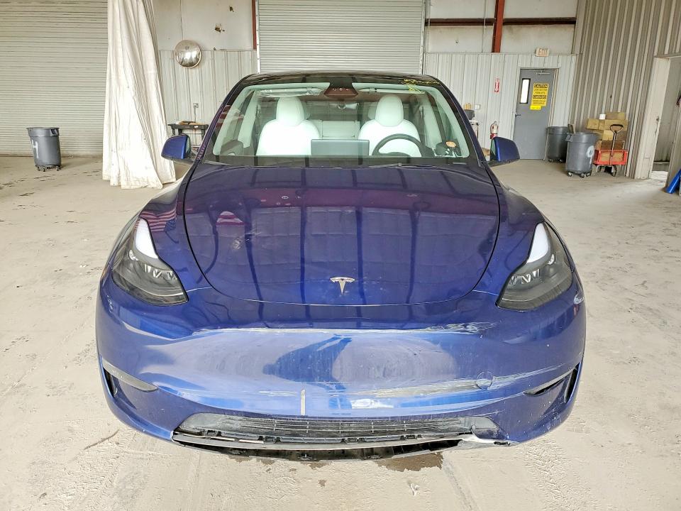 Продажа на аукционе авто 2024 Tesla Model Y, vin: 7SAYGAEE2RF211789, номер лота: 45984246