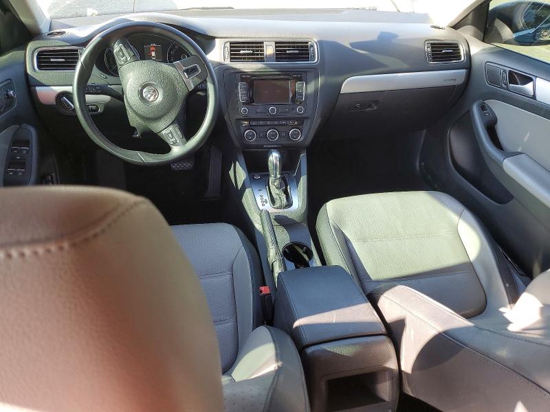 46173046 :رقم المزاد ، 3VW637AJ0EM230673 vin ، 2014 Volkswagen Jetta مزاد بيع