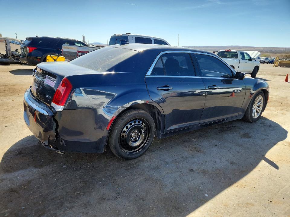 2017 Chrysler 300 მანქანა იყიდება აუქციონზე, vin: 2C3CCAAGXHH538514, აუქციონის ნომერი: 45933996
