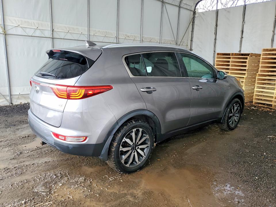 Продажа на аукционе авто 2018 Kia Sportage, vin: KNDPNCAC2J7316664, номер лота: 46466406