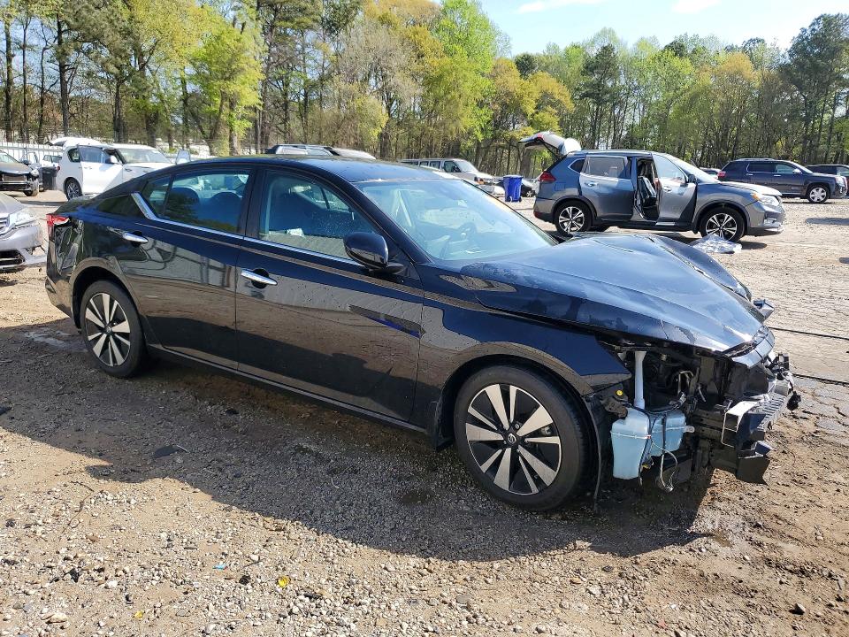 48078196 :رقم المزاد ، 1N4BL4DV2NN368306 vin ، 2022 Nissan Altima مزاد بيع