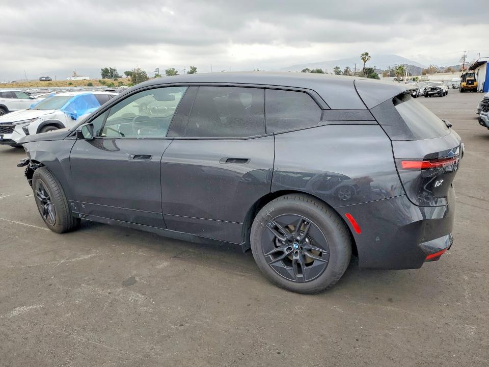 48355536 :رقم المزاد ، WB543CF06TCW50483 vin ، 2026 Bmw Ix مزاد بيع