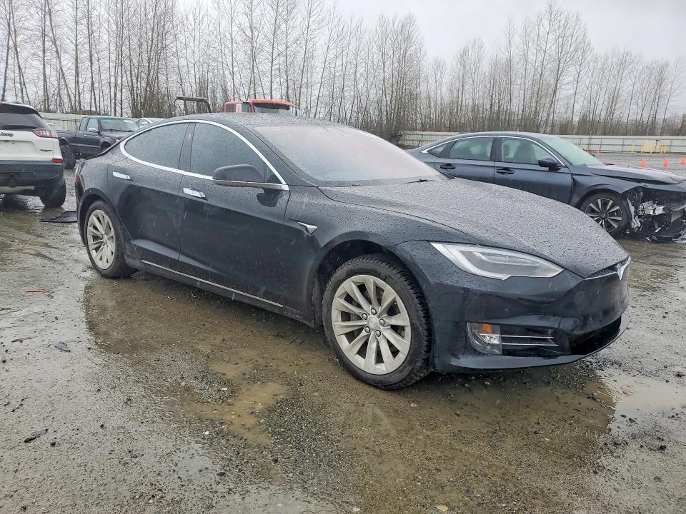 Продаж на аукціоні авто 2017 Tesla Model S, vin: 5YJSA1E24HF231857, номер лоту: 46917296