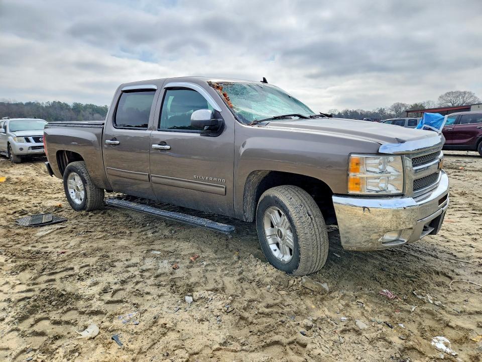 2013 Chevrolet Silverado მანქანა იყიდება აუქციონზე, vin: 3GCPKSE76DG215328, აუქციონის ნომერი: 79780465