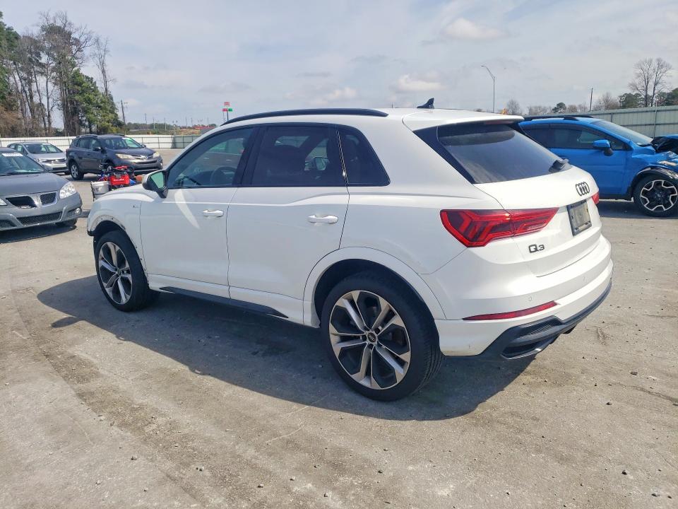 79554325 :رقم المزاد ، WA1EECF3XN1007611 vin ، 2022 Audi Q3 مزاد بيع