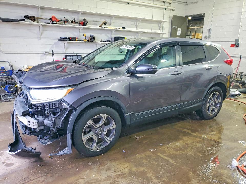 Продаж на аукціоні авто 2018 Honda Cr-v, vin: 7FARW2H81JE011947, номер лоту: 45444506