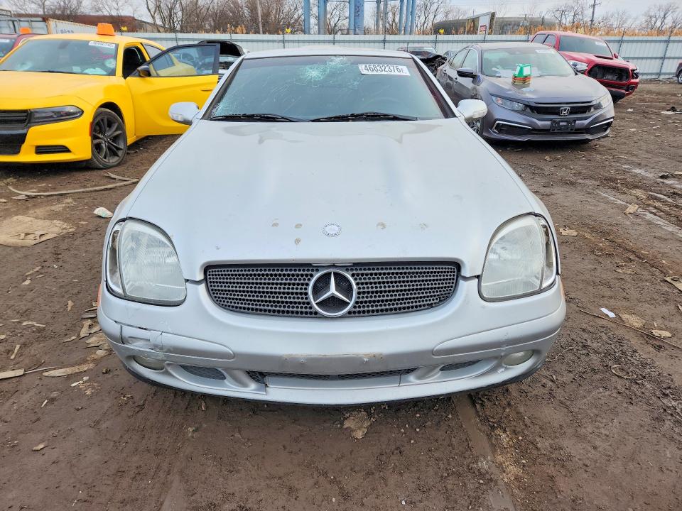 Продажа на аукционе авто 2001 Mercedes-benz Slk, vin: WDBKK65F91F221323, номер лота: 46832376