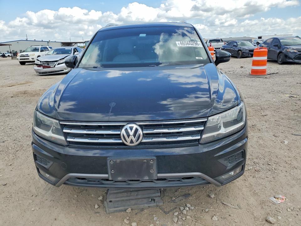 Продажа на аукционе авто 2018 Volkswagen Tiguan, vin: 3VV2B7AX4JM031288, номер лота: 46565296