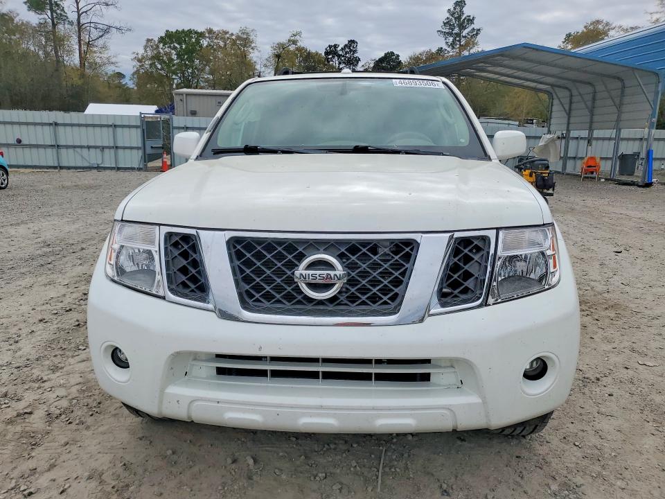 46893506 :رقم المزاد ، 5N1AR1NN4AC605526 vin ، 2010 Niss Pathfinder مزاد بيع