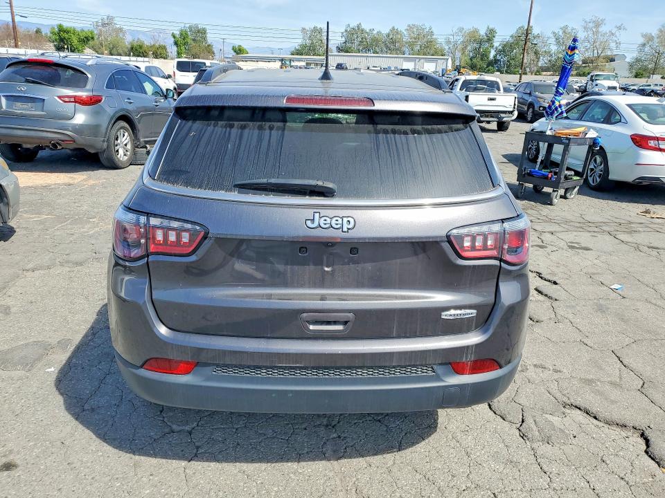 2022 Jeep Compass მანქანა იყიდება აუქციონზე, vin: 3C4NJCBB1NT214282, აუქციონის ნომერი: 79126465