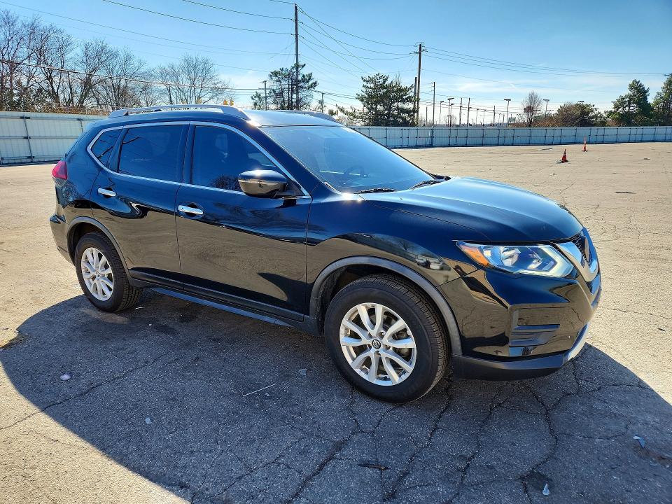 Продаж на аукціоні авто 2018 Nissan Rogue, vin: JN8AT2MV6JW308466, номер лоту: 41959306