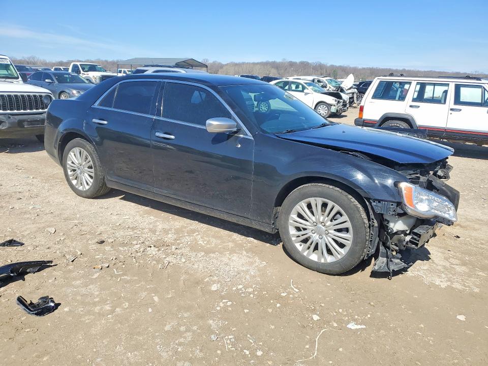 45992726 :رقم المزاد ، 2C3CCAJG5DH712516 vin ، 2013 Chrysler 300c مزاد بيع