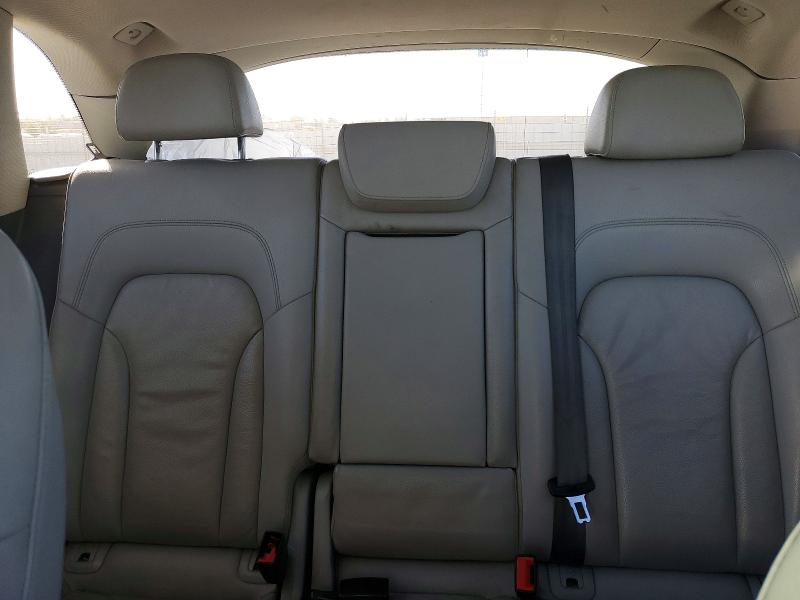 2014 Audi Q5 მანქანა იყიდება აუქციონზე, vin: WA1LFAFP7EA131217, აუქციონის ნომერი: 46729136