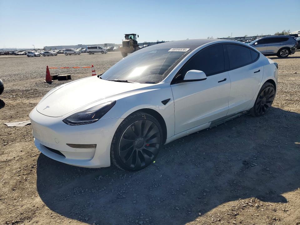 2022 Tesla Model 3 მანქანა იყიდება აუქციონზე, vin: 5YJ3E1EC7NF242381, აუქციონის ნომერი: 46056836