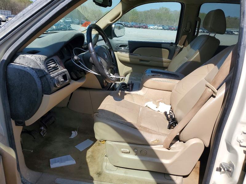 77491325 :رقم المزاد ، 1GNFC13J68R264818 vin ، 2008 Chevrolet Tahoe مزاد بيع
