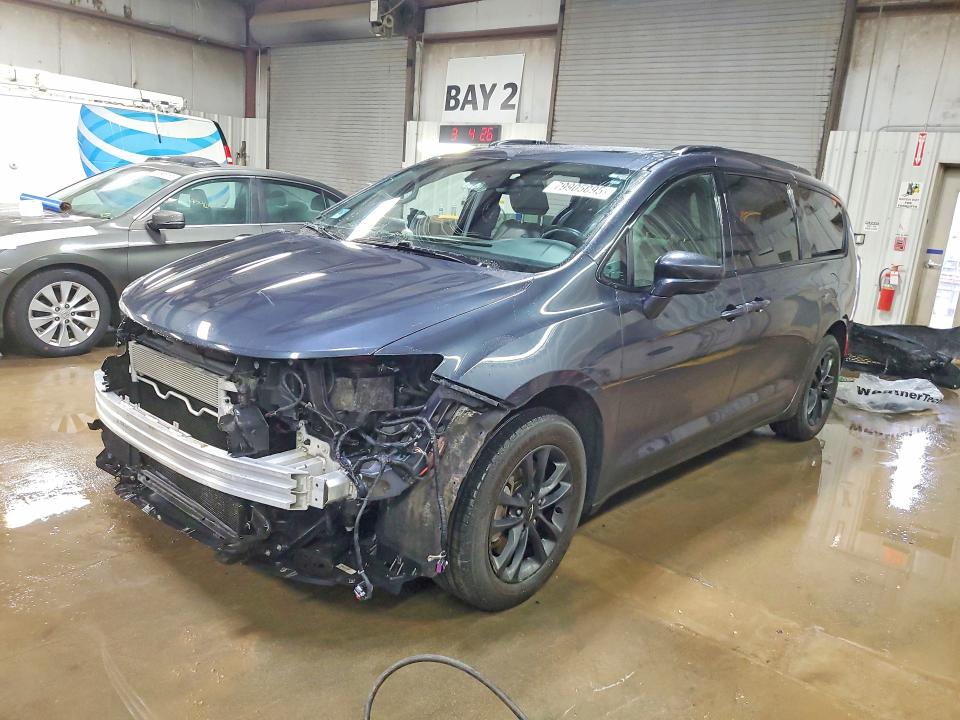 79905095 :رقم المزاد ، 2C4RC3BG7LR267852 vin ، 2020 Chrysler Pacifica مزاد بيع
