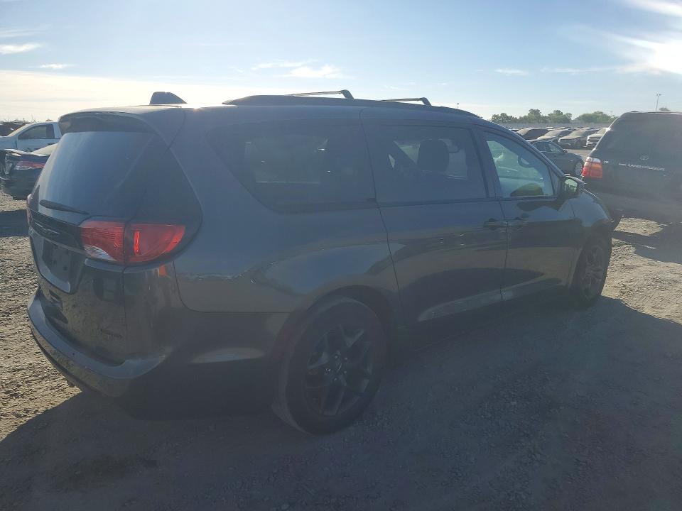 2018 Chrysler Pacifica მანქანა იყიდება აუქციონზე, vin: 2C4RC1GG6JR358248, აუქციონის ნომერი: 47186756
