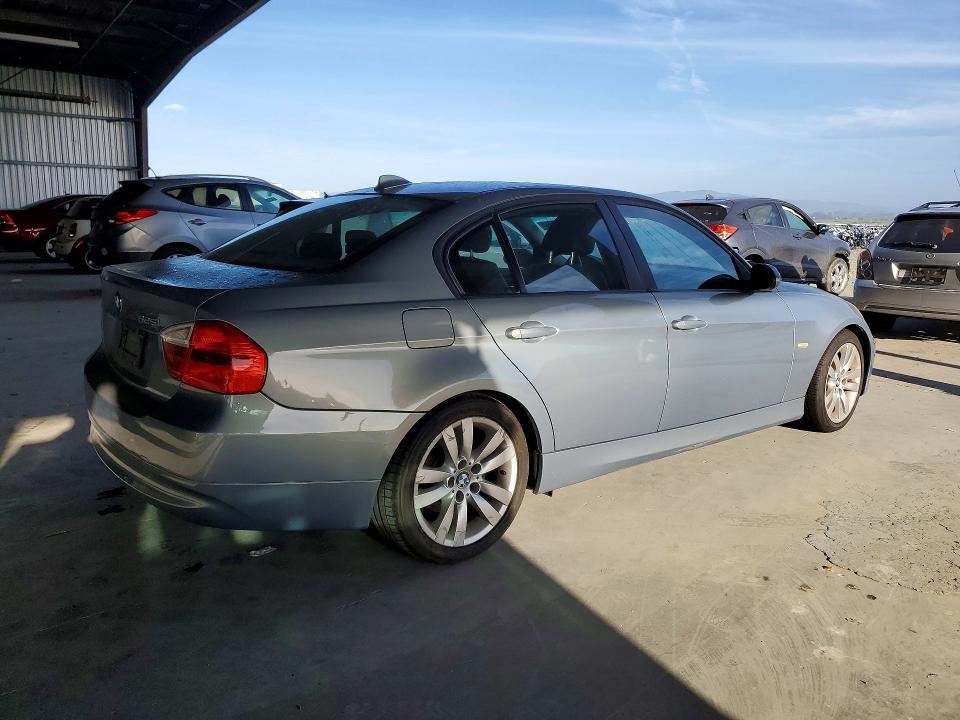 Продаж на аукціоні авто 2006 Bmw 325, vin: WBAVB13546KR56136, номер лоту: 46931056