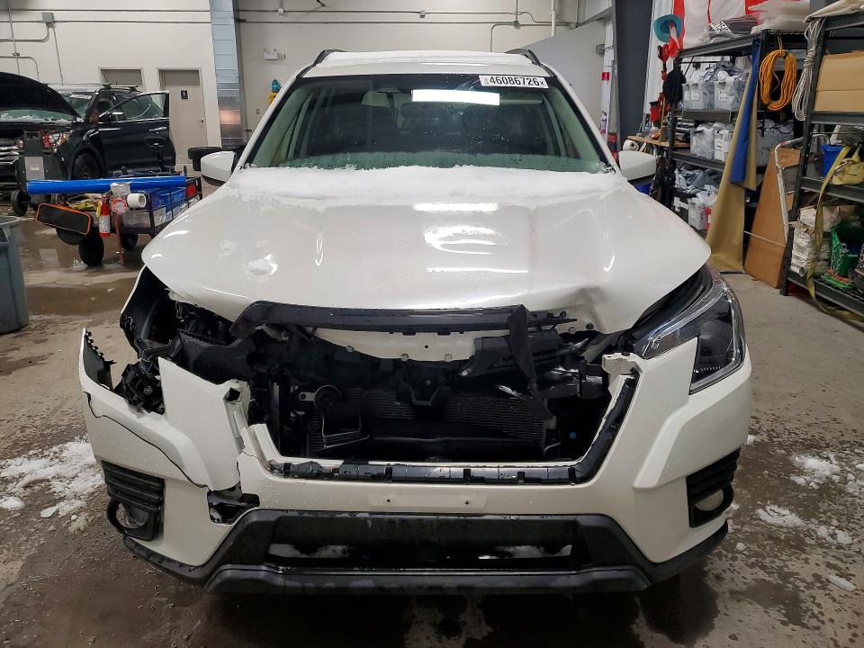 Продаж на аукціоні авто 2022 Subaru Forester, vin: JF2SKEDC9NH449854, номер лоту: 46086726