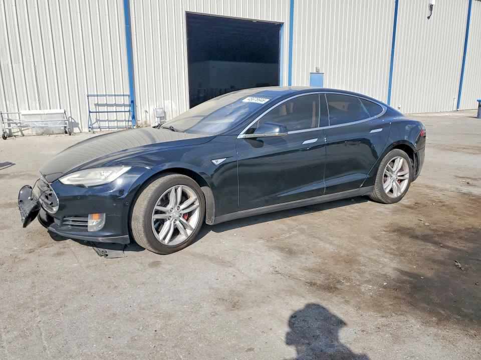Aukcja sprzedaży 2015 Tesla Model S, vin: 5YJSA1H15FFP71556, numer aukcji: 45678946
