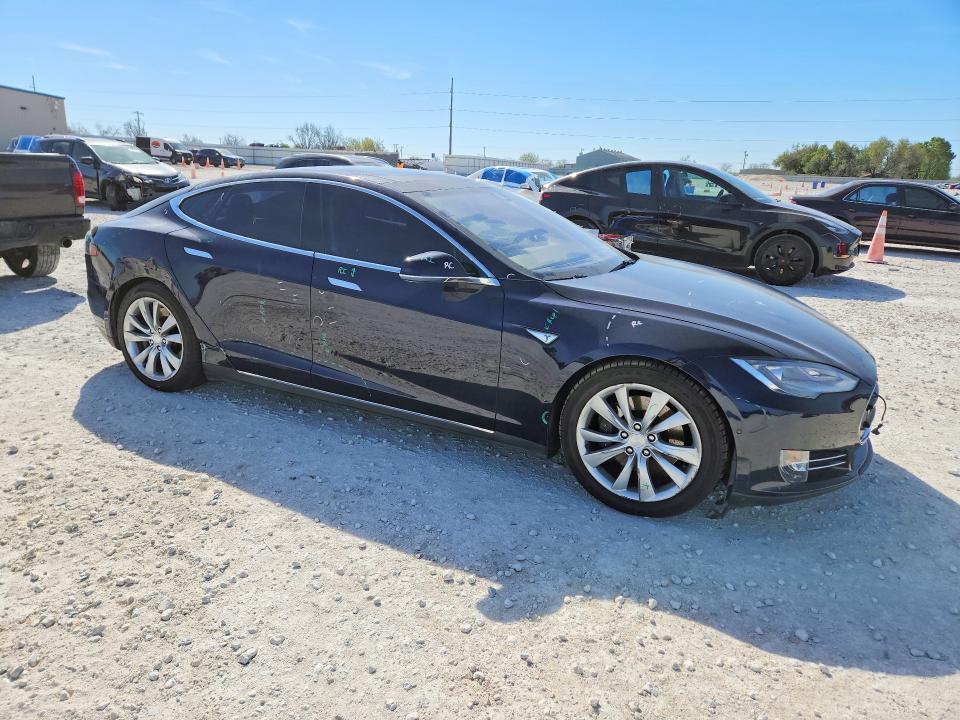 2015 Tesla Model S მანქანა იყიდება აუქციონზე, vin: 5YJSA1S15FFP77088, აუქციონის ნომერი: 78950005